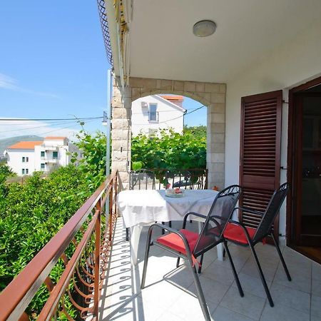 Hella Apartments Trogir Extérieur photo