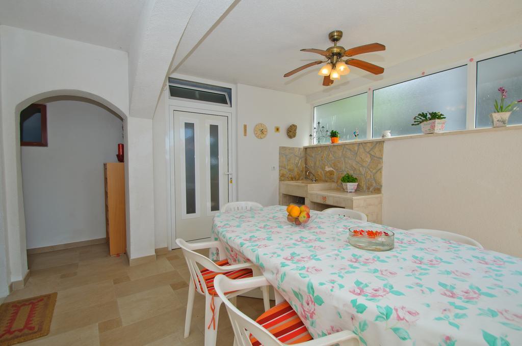 Hella Apartments Trogir Chambre photo