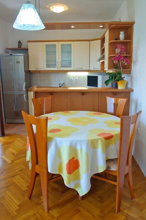 Hella Apartments Trogir Extérieur photo