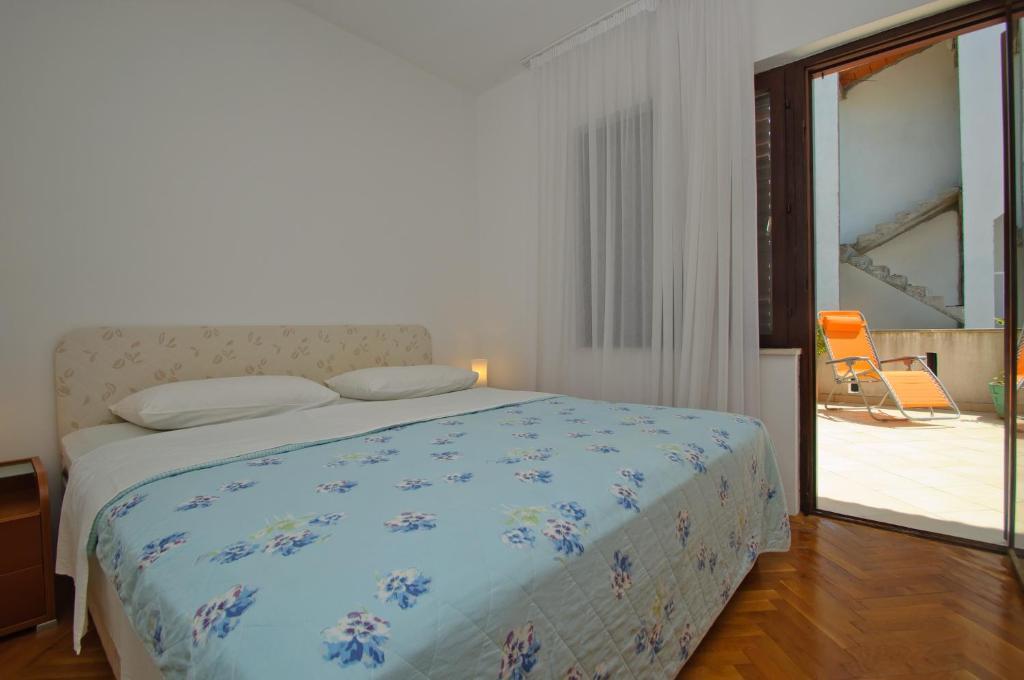 Hella Apartments Trogir Extérieur photo
