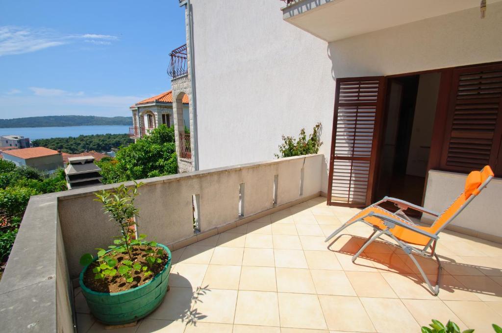 Hella Apartments Trogir Extérieur photo