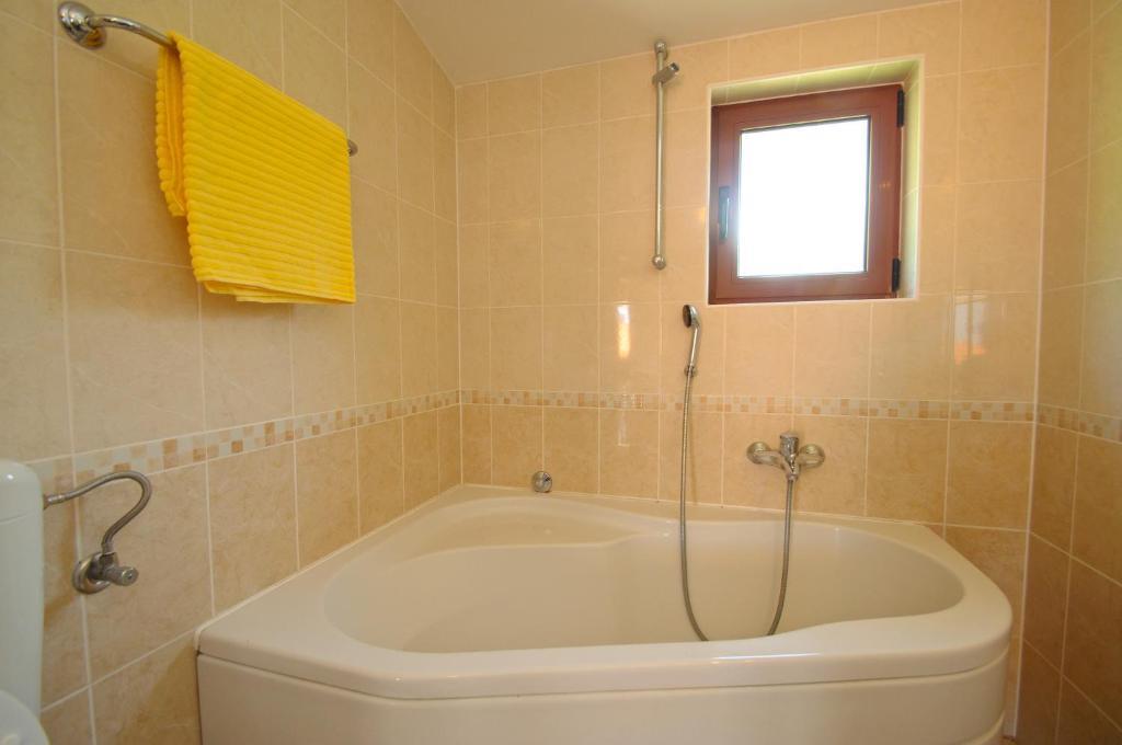 Hella Apartments Trogir Extérieur photo